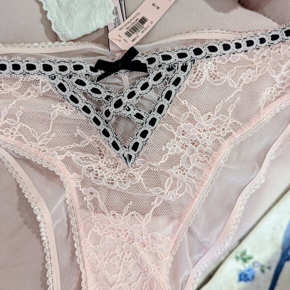 Victoria Secret Panty Set NWT - Picture 2 of 5